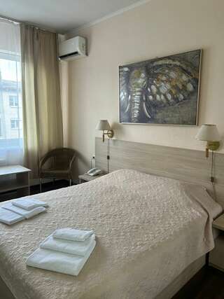 Гостиница Русь Туапсе Двухместный номер с 1 кроватью-3